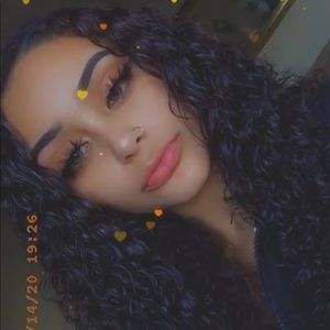 Meet your Posher, Jasmine